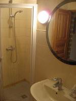 Du�o kabina ir WC.