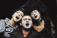 Teatralizuotas juodojo humoro koncertas Nidoje